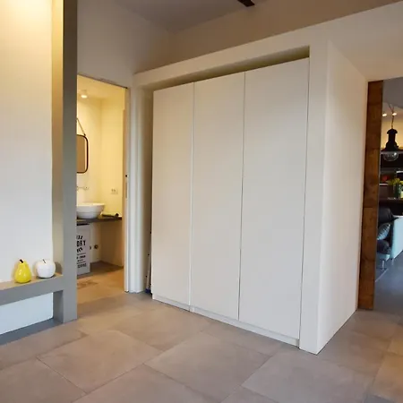 Zaira House マリーナ・ディ・カンポ
